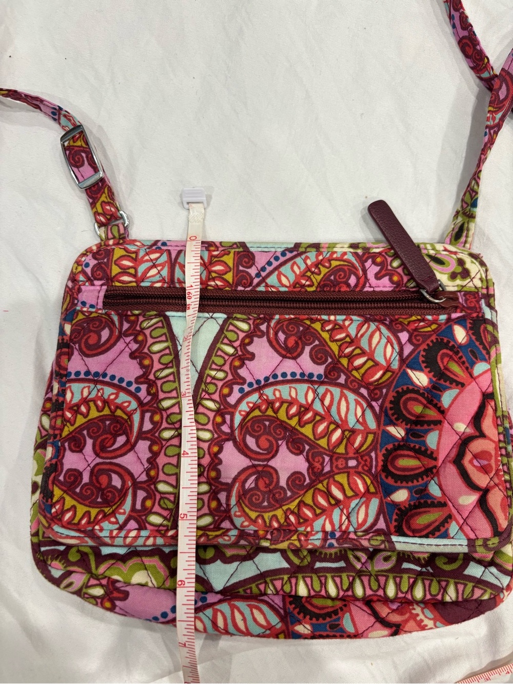 Vera Bradley Resort Medallion Crossbody - Picture 7 of 8